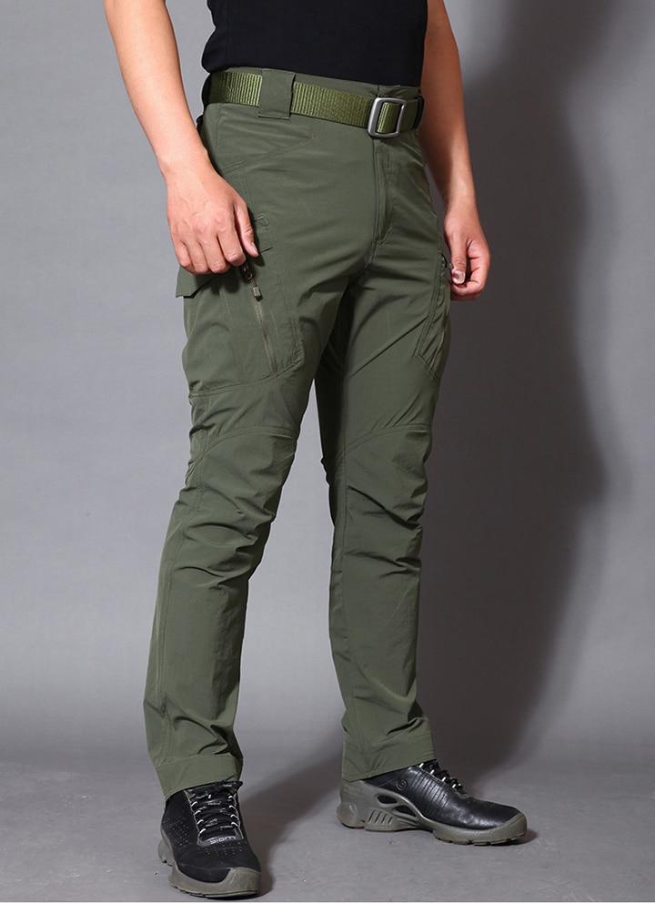 Men's Lightweight Waterproof Cargo Trousers